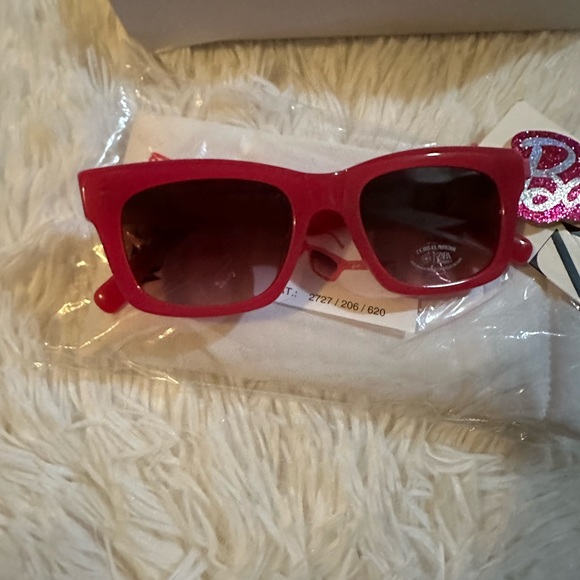 Barbie X Zara Sunglasses - Picture 9 of 11